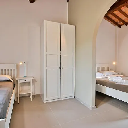 Costanza Bed & Breakfast 4*