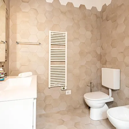 Costanza Bed & Breakfast 4*