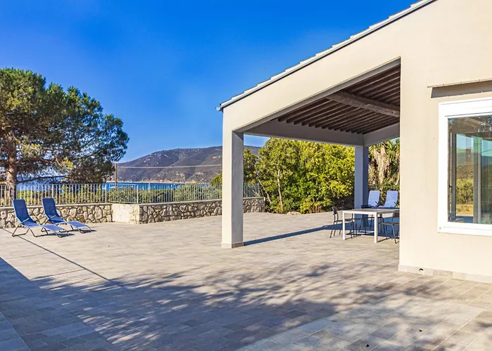 Costanza Bed & Breakfast 4*