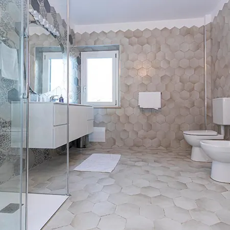 Costanza Bed & Breakfast 4*